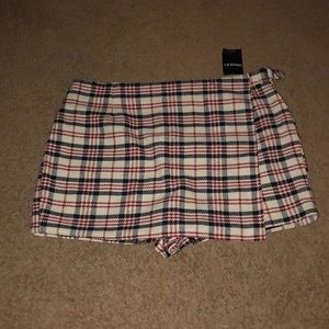 Red/Black/Cream Skort